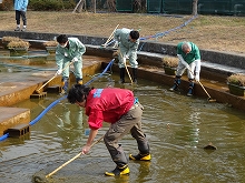 池そうじ